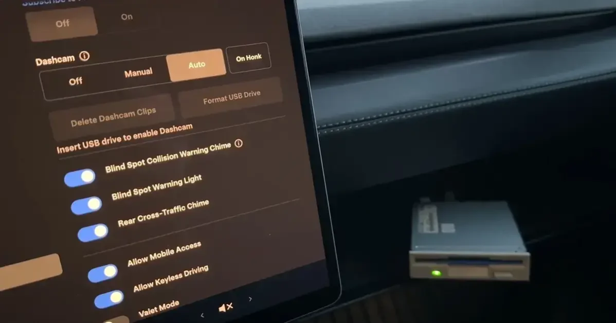 Drive de disquete no Tesla.