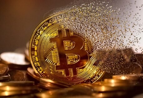 Binance sofre ataque hacker de US$ 6,3 bilhões e suspende saques