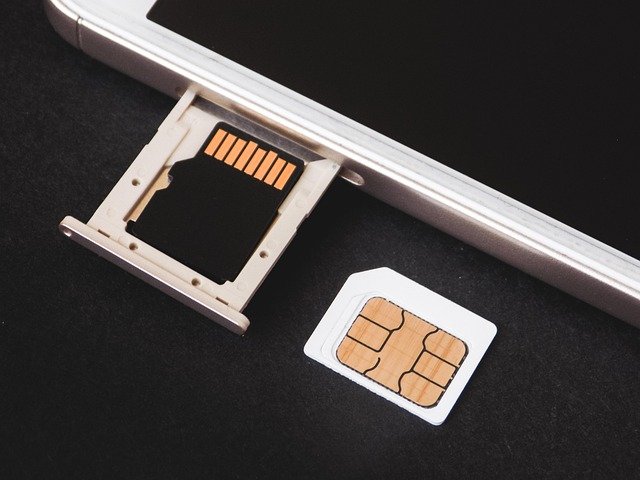SIM físico - eSIM ou chip físico: o que muda?